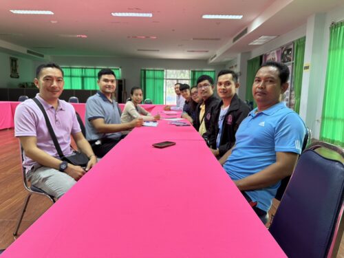 ประชุมเพื่อถอดบทเรียนภายหลังจัดกิจกรรม โครงการ “ศูนย์เรียนรู้เพื่อการช่วยเหลือและคุ้มครองผู้เสียหายจากการค้ามนุษย์” (After Action Review)