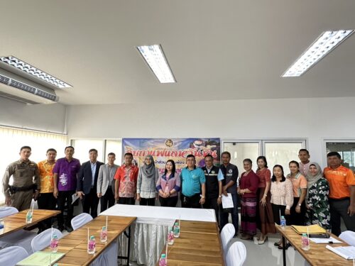 ประชุมหัวหน้าส่วนราชการ หัวหน้าหน่วยงานรัฐวิสาหกิจ ผู้บริหารองค์กรปกครองส่วนท้องถิ่น ผู้บริหารสถานศึกษา และ กบอ. ประจำเดือนมีนาคม 2567 พร้อมกิจกรรมจิบกาแฟแลหวันขึ้น ครั้งที่ 3 /2567